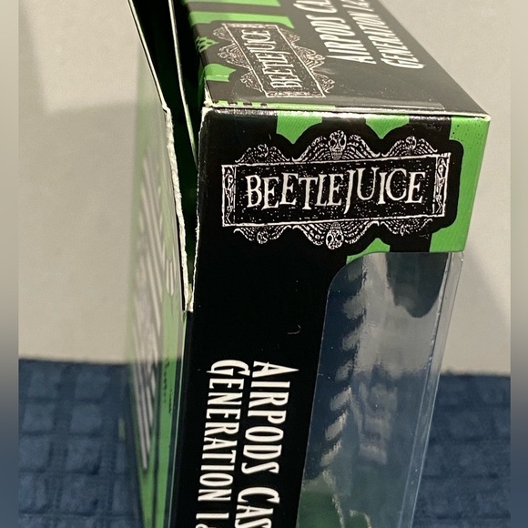 BEETLEJUICE AirPods Case Generation 1 & 2 - Picture 7 of 10